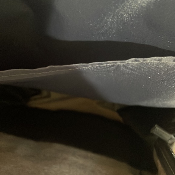 DSW Back Pack - Picture 4 of 4